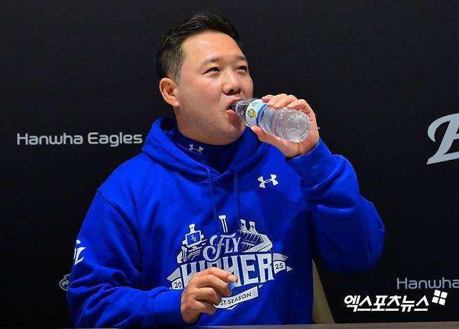 지난 23일 인천국제공항을 통해 1차 스프링캠프에 나선 박진만 삼성 라이온즈 감독이 올해 부상에서 복귀하는 불펜 투수들에 대한 기대감을 드러냈다. 엑스포츠뉴스 DB