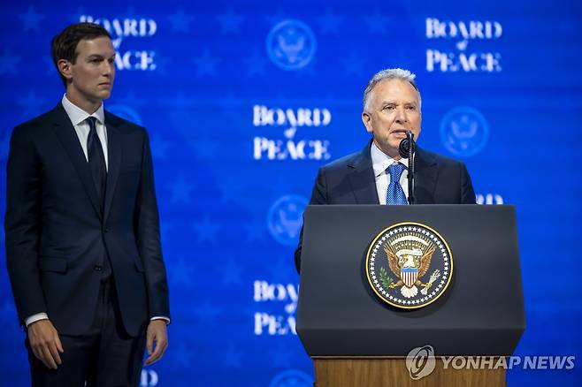 스티브 윗코프 미국 특사와 재러드 쿠슈너 [EPA 연합뉴스 자료사진. 재판매 및 DB 금지]
