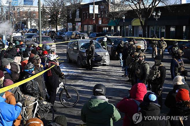 두 번째 총격 사망 사건이 발생한 미네소타주 미니애폴리스 거리 [AFP=연합뉴스. 재판매 및 DB 금지]