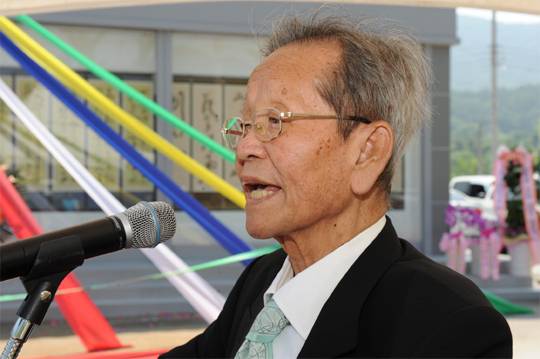 한국을 대표하는 초서의 대가 취운 진학종 선생 모습. 전북일보 자료사진