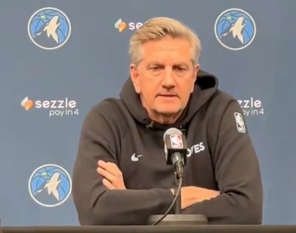 크리스 핀치 미네소타 감독(사진=유튜브 화면 갈무리)