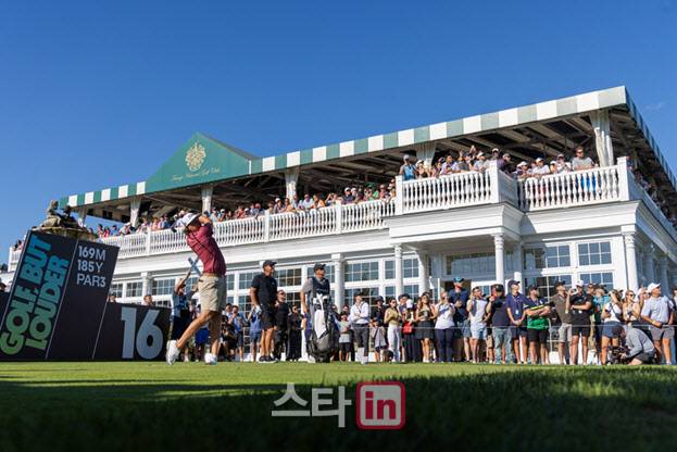 리퍼GC팀 주장 캐머런 스미스가 2023년 미국 뉴욕주 트럼프 내셔널 베드민스터에서 열린 LIV 골프 뉴욕 대회에서 경기하고 있다. (사진=LIV골프)