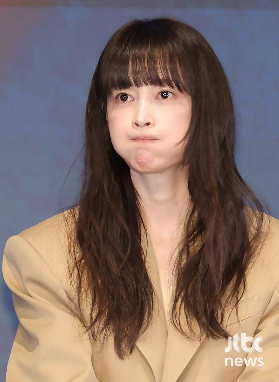 26일 오후 서울 신도림동 디큐브시티 더세인트에서 ENA 새 월화드라마 '아너 : 그녀들의 법정' 제작발표회가 열렸다. 박건호 감독, 배우 이나영, 정은채, 이청아가 참석했다. 박세완 엔터뉴스팀 기자 park.sewan@jtbc.co.kr