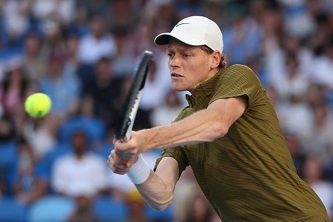 '무결점의 사나이 컴백', 시너 스트레이트 완승으로 8강행.. 호주오픈 18연승 중