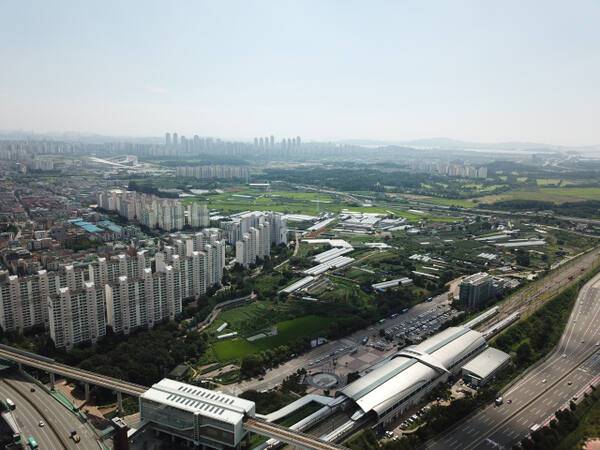 인천 서구 검암역 인근 복합환승센터 조성이 핵심인 ‘검암플라시아 사업’에서 버스터미널 기능이 빠지고 단순 환승시설로 우회할 가능성이 커지고 있다. 경기일보DB