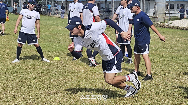 KIA 김도영이 지난 12일 사이판 올레아이구장에서 러닝하고 있다. 사이판 | 심진용 기자