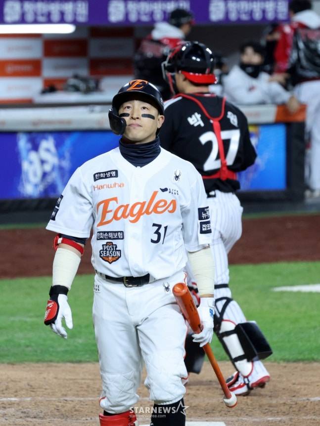 한화 시절 손아섭(가운데). /사진=강영조 선임기자