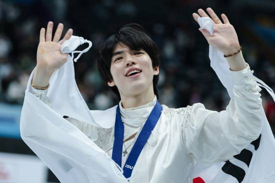 일본→일본→일본→일본→한국→일본…차준환, 사상 최초 日 남·녀 싱글 싹쓸이 막았다