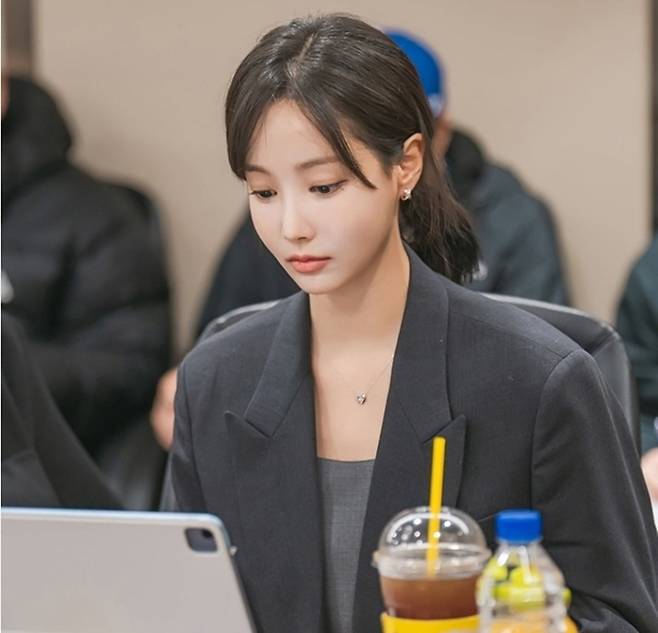 연우, AI 데이팅 어플 대표됐다…소설 작가와 핑크빛, 과정 꼭 보셨으면 ('러브포비아')