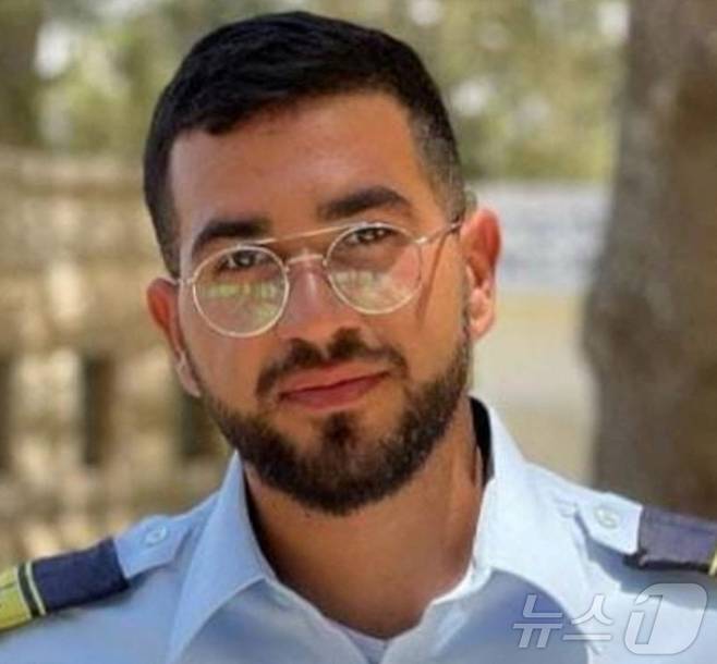 가자지구에 억류됐던 이스라엘 마지막 인질 고(故) 란 그빌리 상사. 2026.1.26 ⓒ 로이터=뉴스1 ⓒ News1 김경민 기자