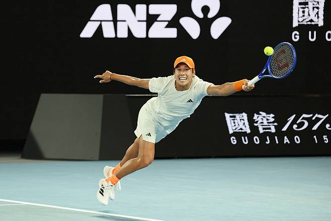 생애 첫 메이저 8강에서 즈베레프에게 패배한 티엔