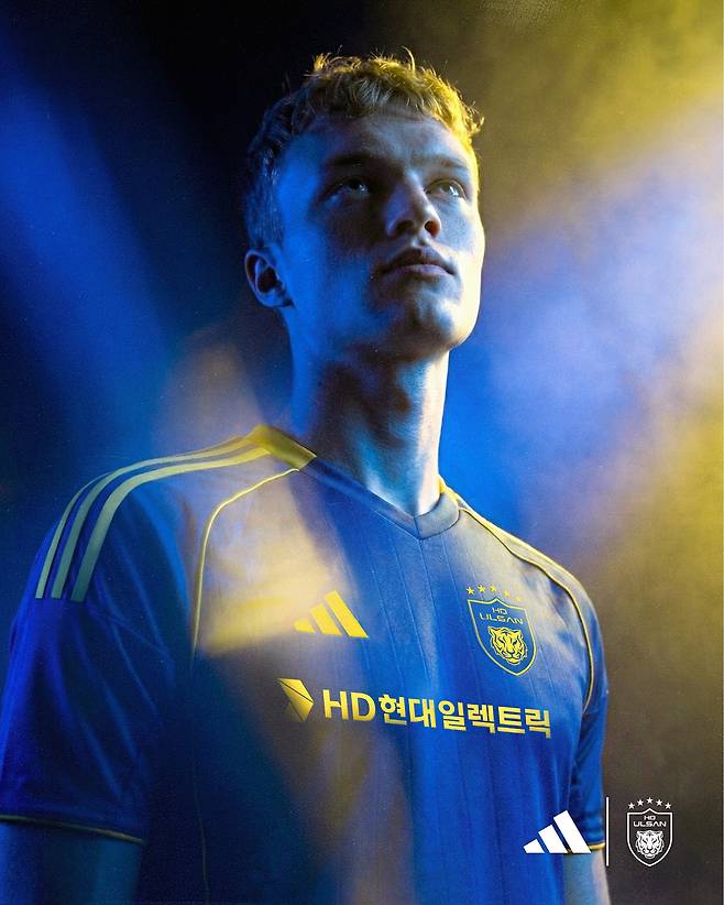 [오피셜] 울산 HD, 2026시즌 유니폼 공개...‘선명한 색상과 강화된 파트너십’