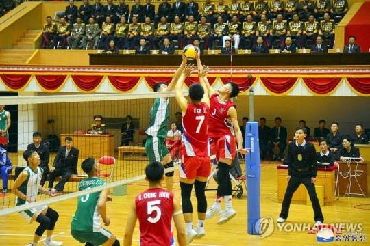2023년 북한 노동당 창건 78주년 경축 남자배구 경기 모습 [연합뉴스 자료사진]