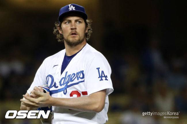 사회인 팀에도 안 통한다, 한국에 가라 사이영상 투수가 어쩌다…인성으로 망친 재능, 일본에서도 '사실상 퇴출'