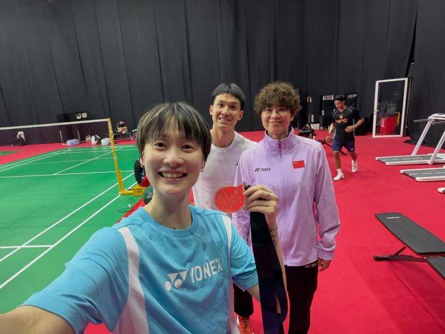 숨쉬기조차 힘들었다 '안세영 숙적' 中 천위페이, 우승 후 깜짝고백...발목·어깨 염증까지 부상 호소→태국 오픈 기권