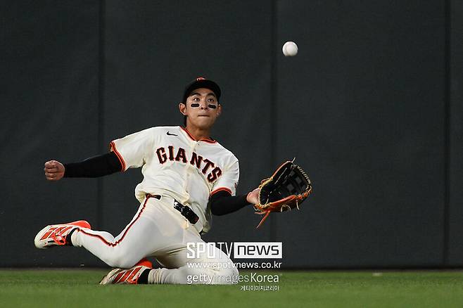 비텔로 감독의 큰 그림인가…GG 수상 베이더 전격 영입, '우익수 이정후'로 수비력 업그레이드 기회?