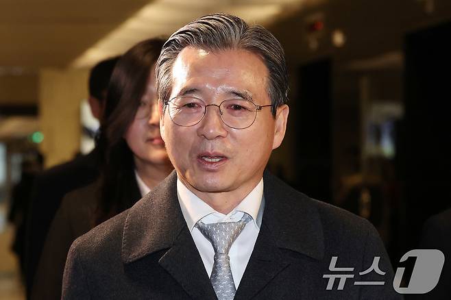 김용범 청와대 정책실장이 지난달 9일 서울 중구 대한상공회의소에서 열린 10대 그룹 사장단과 비공개 간담회에 참석하기 위해 회의장으로 입장하는 모습. 2026.1.9/뉴스1 ⓒ News1 박지혜 기자