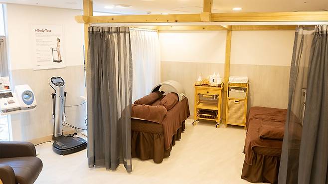 서울 서대문구 공공산후조리원 ‘품애(愛)가득’ 마사지실. /서대문구 제공