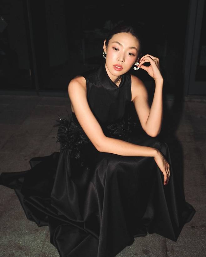 최미나수의 일상 스타일링. 인스타그램 @minadori222