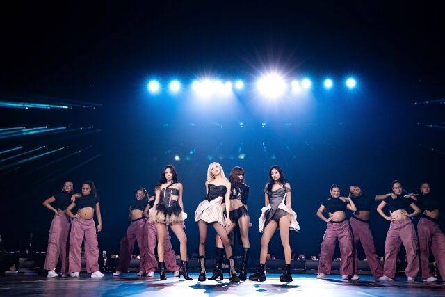 그룹 블랙핑크 월드투어/YG엔터테인먼트