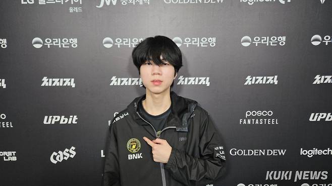 ‘디아블’ 남대근이 29일 오후 5시 서울 종로구 치지직 롤파크 LCK 아레나에서 열린 DN 수퍼스와의 ‘2026 LCK컵’ 그룹 배틀 경기가 끝나고 쿠키뉴스와 인터뷰를 하고 있다. 송한석 기자