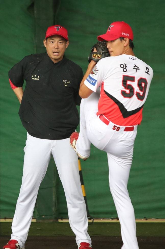 한화 이글스가 29일 KIA 타이거즈로 FA(자유계약) 이적한 좌완 김범수의 보상선수로 우완 파이어볼러 유망주 양수호를 지명했다. 사진 KIA 타이거즈