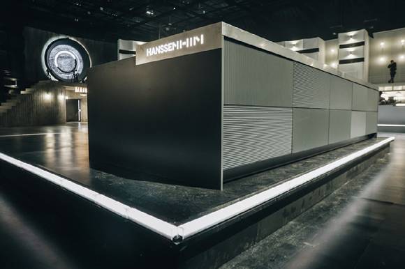 한샘이 흑백요리사2 경연장에 적용한 로900 테이트 아일랜드. [사진=한샘]