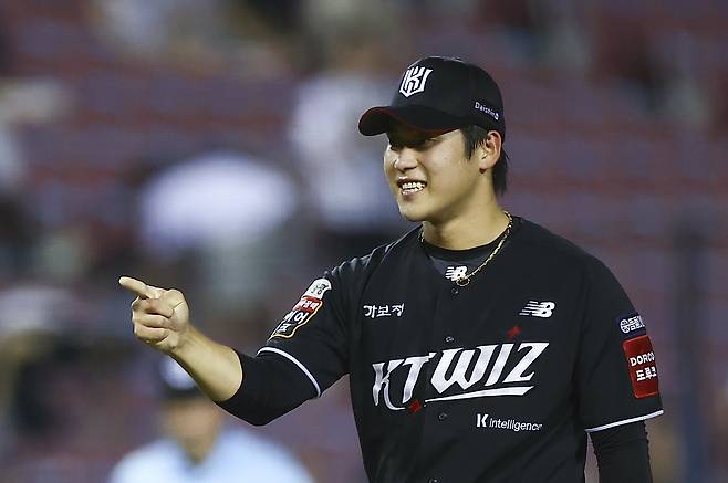 KT 박영현은 2013·2014년 히어로즈 손승락 이후 12년만에 연속시즌 세이브왕에 도전한다. 뉴시스