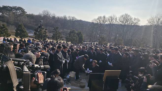 이날 안장식 모습.