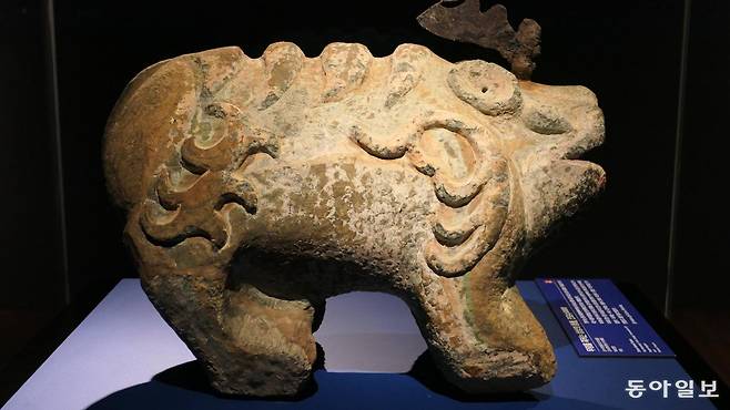 무령왕릉을 지키던 석수.