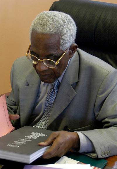 ▲ 에메 세제르 (Aim Csaire). 사진=위키백과