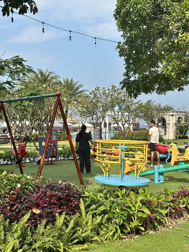 야외 놀이터 / 사진=권효정 여행+ 기자