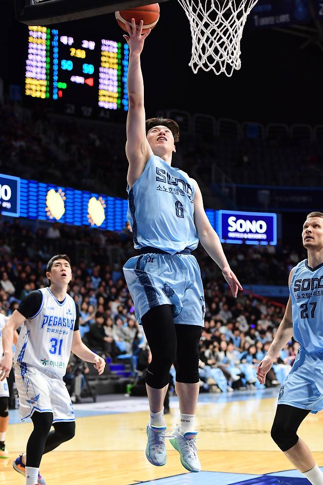 프로농구 소노 이정현이 1일 한국가스공사와 경기에서 레이업을 하고 있다.(KBL 제공)