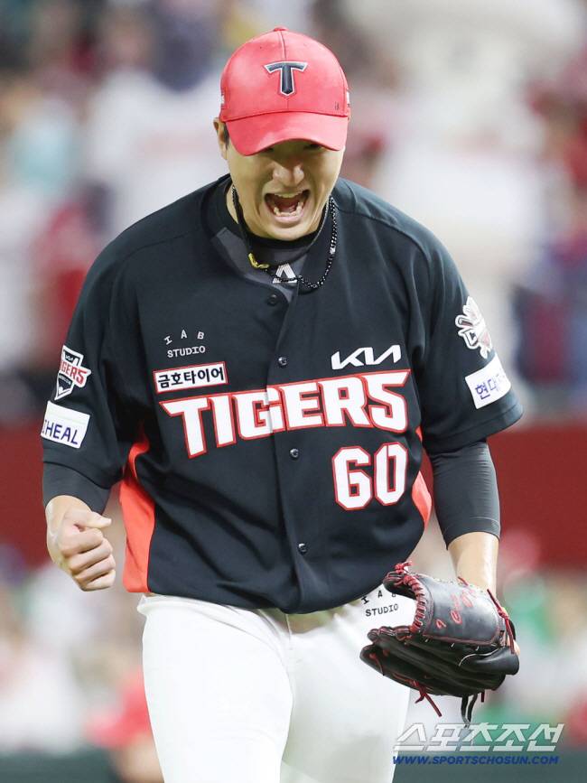 27일 인천 SSG랜더스필드에서 열린 KBO리그 SSG와 KIA의 경기. 6회 투구를 마치고 마운드를 내려오며 포효하는 KIA 선발 김도현. 인천=송정헌 기자songs@sportschosun.com/2025.08.27/