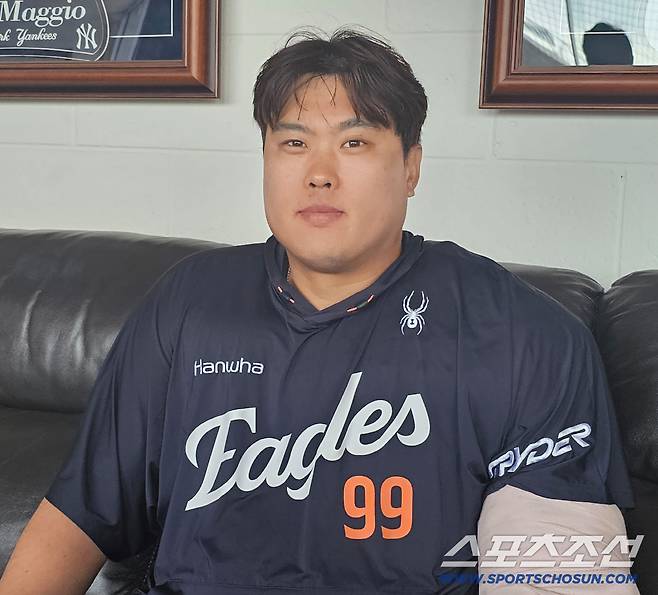 인터뷰에 임한 류현진. 김영록 기자