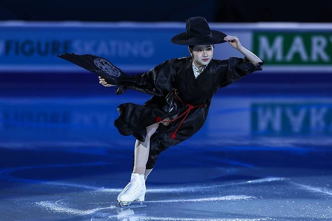 Lee Hae-in performs in the Gala Exhibition during the ISU Four Continents Championships 2026 at the National Indoor Stadium in Beijing, China, on Jan. 25. [EPA/YONHAP]