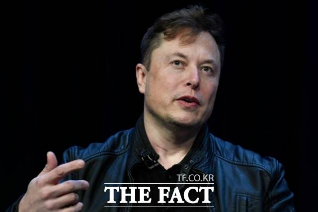 31일 업계에 따르면 테슬라는 지난해 4분기 매출액 249억달러, 주당순이익(EPS) 0.50달러를 기록했다. /AP.뉴시스