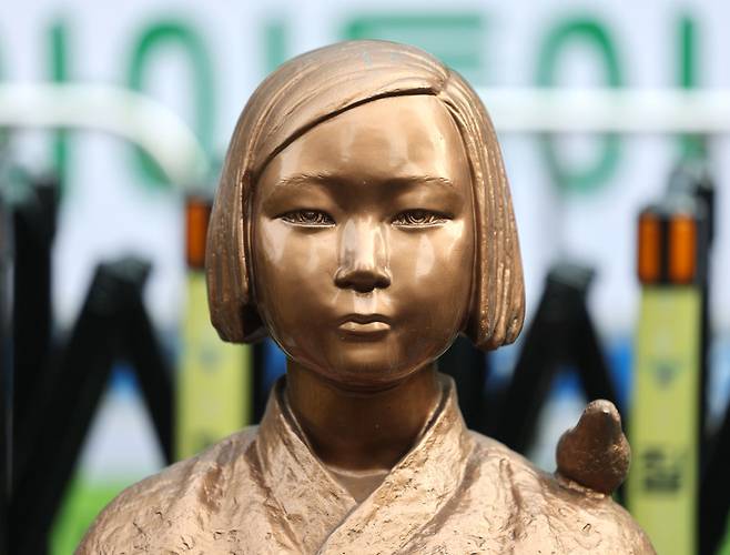 옛 일본대사관 앞 소녀상/ 사진=연합뉴스