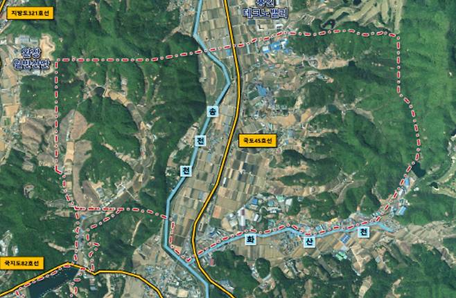 용인 첨단시스템반도체 국가산업단지 위치도. 빨간 점선 안쪽이 산단 조성 예정지인 가운데 얘정지의 2/3 상당이 야산과 구릉지로 구성돼 있어 평탄화에 막대한 토목공사비가 소요될 것으로 예상된다.