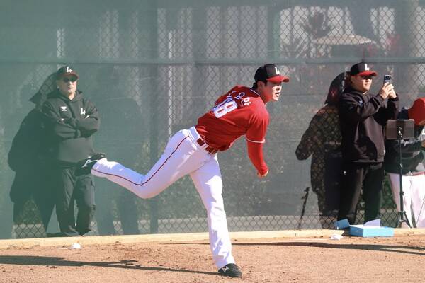 조요한의 불펜 피칭(사진=SSG)