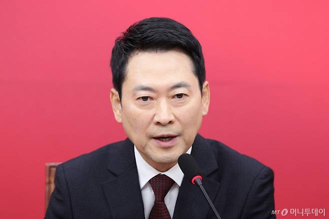 (서울=뉴스1) 신웅수 기자 = 장동혁 국민의힘 대표가 2이 서울 여의도 국회에서 열린 최고위원회의에서 발언하고 있다. 2026.2.2/뉴스1  Copyright (C) 뉴스1. All rights reserved. 무단 전재 및 재배포,  AI학습 이용 금지. /사진=(서울=뉴스1) 신웅수 기자