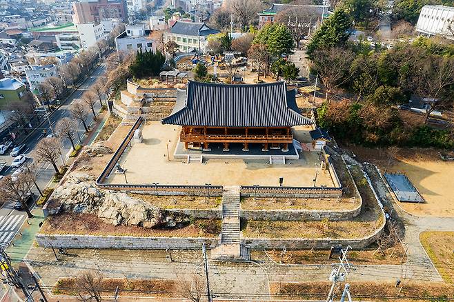 2023년 9월20일 광주공원에 중건된 희경루 전경