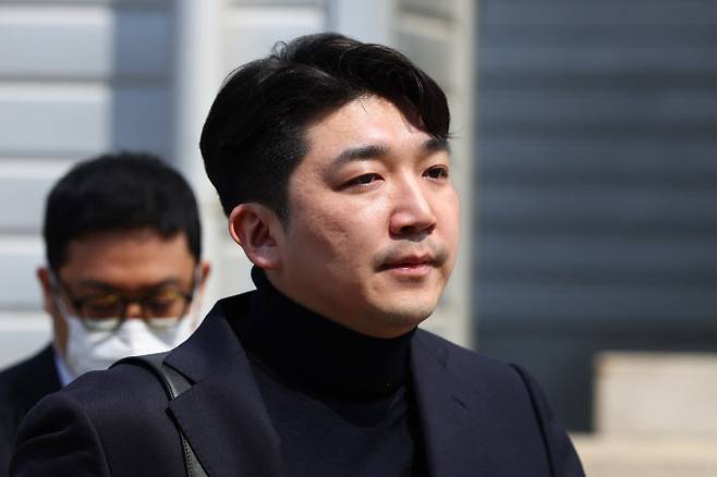 최형록 발란 대표가 지난해 4월 서울 서초구 서울회생법원에서 열리는 기업회생신청 대표자 심문기일에 출석하고 있다. (사진=연합뉴스)