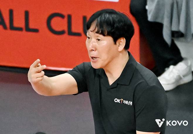 신영철 감독. 사진 | 한국배구연맹