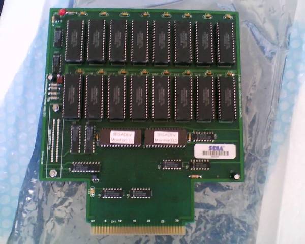 실제 롬을 연결해서 게임을 테스트할 수 있도록 해주었다