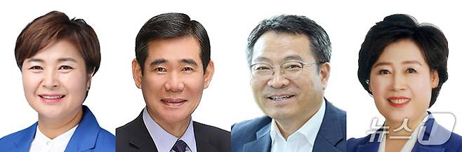 왼쪽부터 강성의, 박호형, 송창권, 이경심 제주도의회 의원.