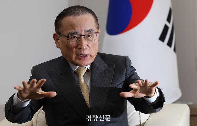 위성락 국가안보실장이 4일 청와대 여민관에서 경향신문과 인터뷰를 하고 있다. 김창길 기자