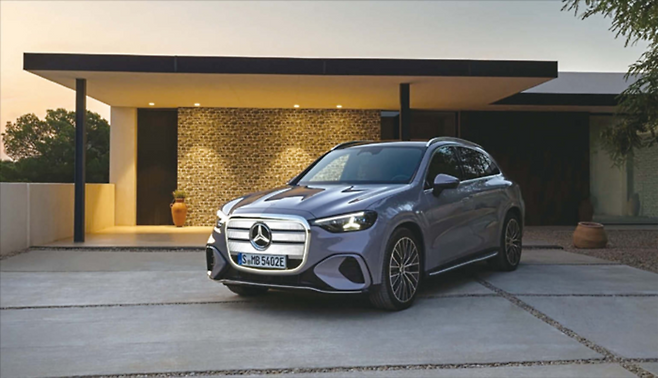 메르세데스-벤츠코리아는 올해 GLC의 전기차 버전 ‘GLC EQ 테크놀로지’를 출시한다. (메르세데스-벤츠 제공)