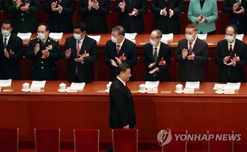 중국 전인대 개막식 입장하는 시진핑 [연합뉴스 자료사진]