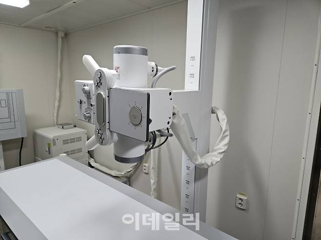 병원선 내 X레이 촬영기기(사진=안치영 기자)